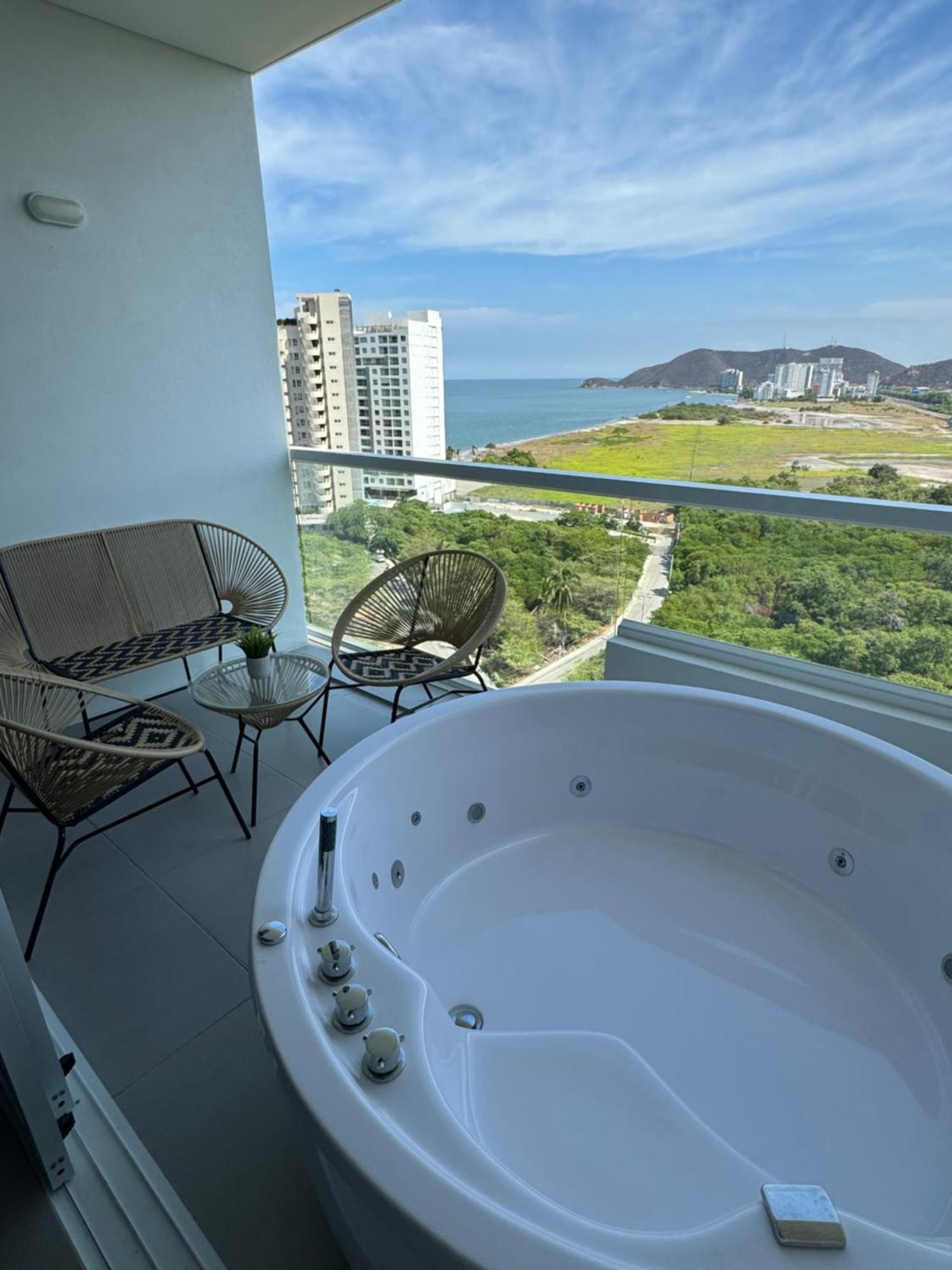 Suite Con Jacuzzi Y Vista Al Mar Piso 14 Santa Marta  Buitenkant foto